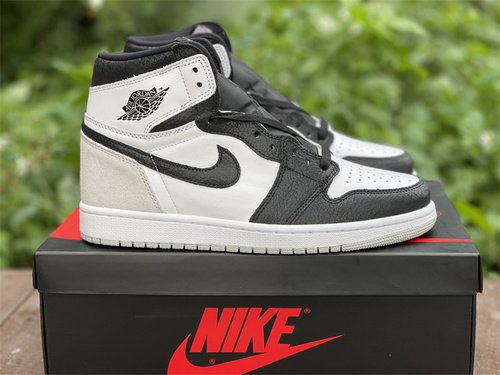 Original version_ AJ1 white gray black color matching_ the goods number 555088-108. Full code shipment 36 --- 47.5-f77fc467